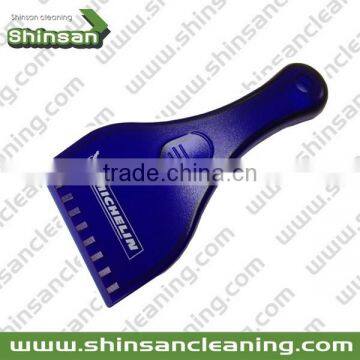 Best Selling Plastic promotional ice scraper with custom imprint for car/promotional custom plastic glove car ice scraper/plasti