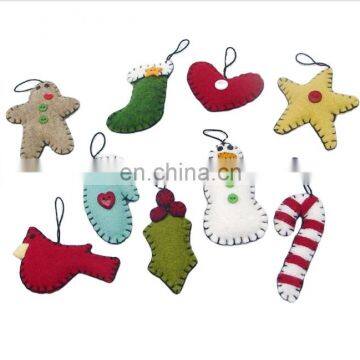 handmade DIY felt christmas tree decoration for kids