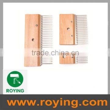 customized wooden handle metal teeth line comb scraper