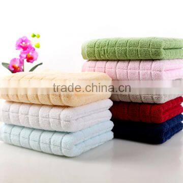 China Multifunctional Custom 100% Cotton Velour ab Yarn Stripe Bath Towel Set photo-2