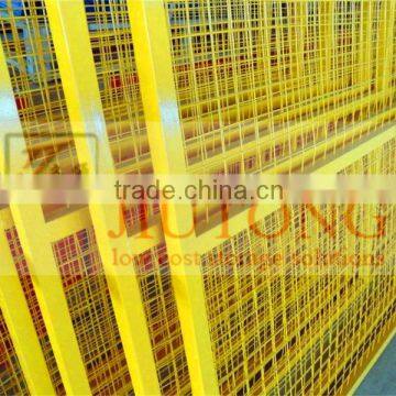 Warehouse separation wire mesh fence