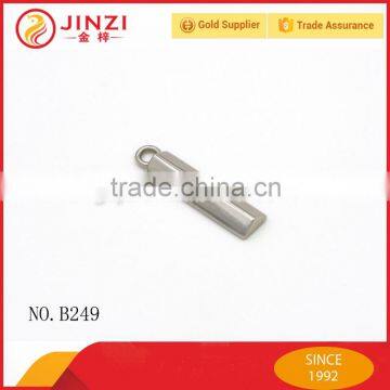 Custom triangular prism shape zipper pull metal puller