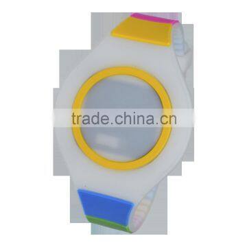 Round shape case silicone band with LED display kids watch