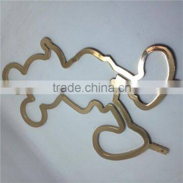 Mickey Mouse Logo in Gold Plating , Factory Direct Die Casting Mickey Design Metal Logo Cartoon Sign photo-2
