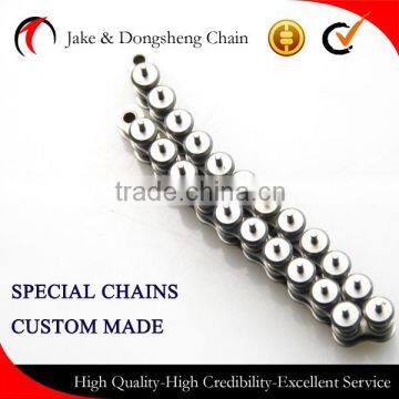 Special 3 Layers Short Pitch Conveyor Chains With Circle Attachments and Extended Pins