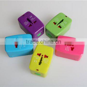 2016 HOT New Corporate Gift for VIP Customer unviersal travel adapter for Travel Gift Business