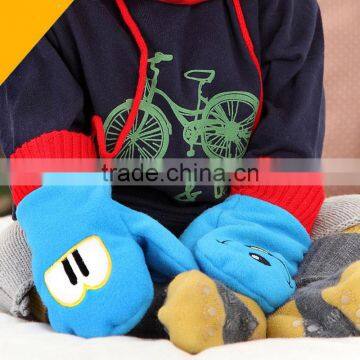 TC13002 New Fashion Baby Winter Gloves Cheap Knit Baby Mitten With String photo-3