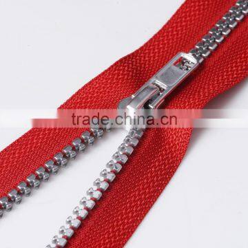 No.5 Open End Silver Teeth Molded Coats Plastic Zipper photo-2