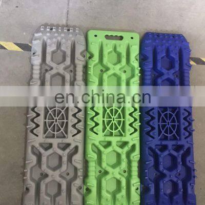 Recovery Tracks Traction Board for 4*4 Off-road Vehicle for Ice Snow Mud or Sand Emergency Traction photo-4