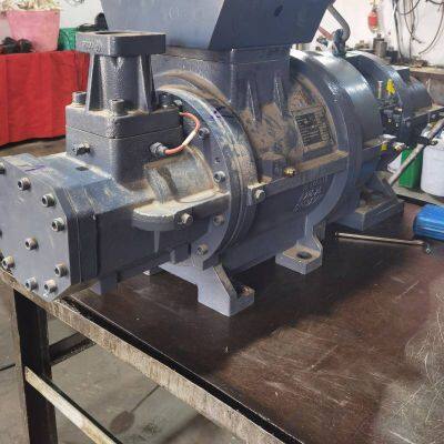 Maintenance for High Noise of Dunham-bush 1215nhf6x6k, Including Replacement of the Main Board of Futian Unit, Repair for Water Ingress in the Motor photo-2