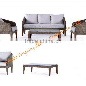 2016 High Quality Sophisticate Design Modern PE Rattan Sofa With Wood Legs