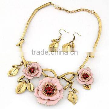 ODM/OEM Jewelry Factory flower and leaf necklace and earring jewelry set, pink flower necklace, vintage jewelry