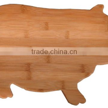 New design animal shaped cutting board FSC bamboo & wood products cute pig shaped cutting board with stand BSCI chopping boards