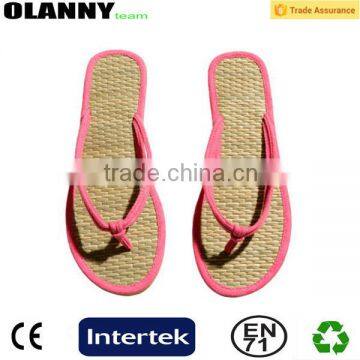 flat slippers new design factory price hot selling straw flip flops