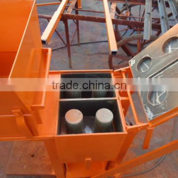 small capacity manual control clay concrete brick machine