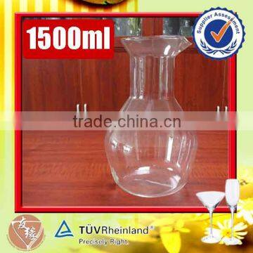 Custom made 1500ml large size clear glass water jug with spout