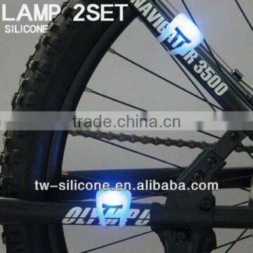 2013 NEW , Super Brightness bike lights lumens