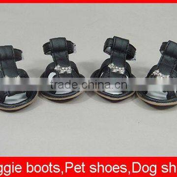 PU Comfortable waterproof plastic dog shoes