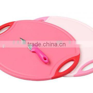 plastic chopping board with hanging function