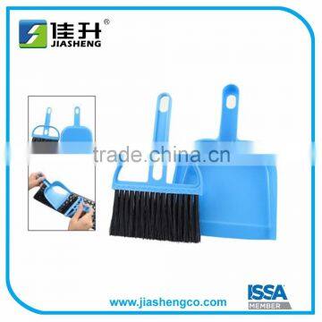 Small MiniPlastic Lobby Dustpan and Brush photo-4