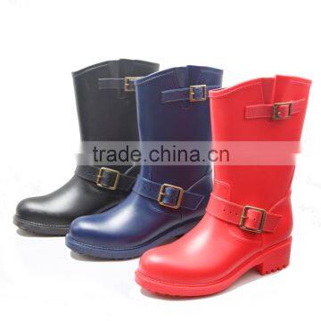 Mid-tube Europe Style Custom Women Cheap Rain Boots With Buckles photo-4