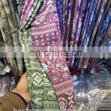 Wholesale Cotton Under Hijab Woman Wave Jacquard Shawl Solid Color Satin Hair Scarf photo-4