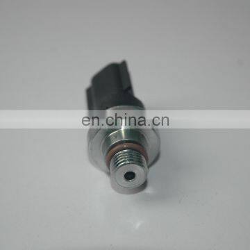 Auto spare parts genuine parts ISF2.8 oil pressure switch 4076930