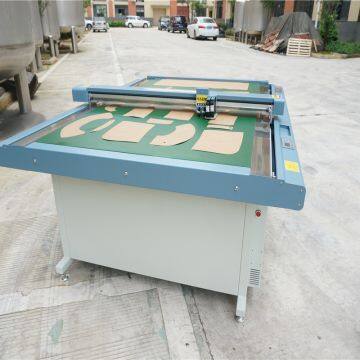 Hot Selling Garment Inkjet Cutting Plotter 1500*1200mm KAEMI Cutting Machine Flatbed Cutter photo-3