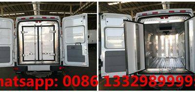 Good Price IVECO Brand 4*2 Refrigerated Minivan Car for Sale, photo-4