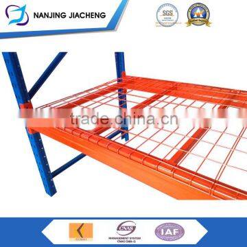 Inverted Flared Wire Decking With Waterfall photo-6