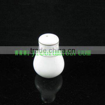 YF17007 ceramic salt shaker