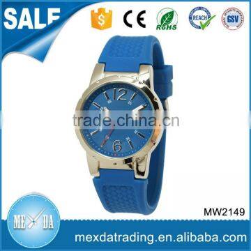 High quality alloy case blue silicone band water resistant japan movt rubber watch