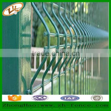 factory direct sale rolled triangle bending mesh fence