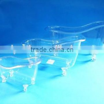 Clear bathtub container for personal care products