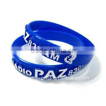 logo embossed silicone wristband