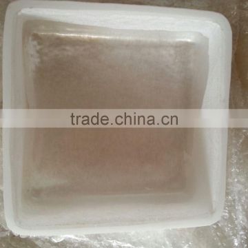 Large silica quartz crucible for melting