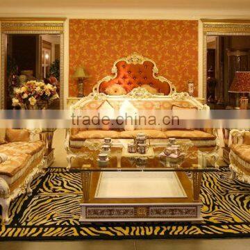 French Graceful Wood Carving Bedroom Set, Luxury Home Gilt Bedroom Furniture, Fancy White Hand Painted Super King Size Bed photo-6