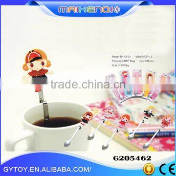 2016 New design low price high quality cutlery set , personalized cutlery set , china cutlery set
