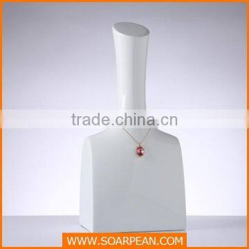 Fashion Fiberglass Props Necklace Jewelry Display photo-4