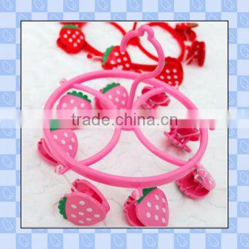 customized hot sell high quality plastic hanger with strawberry shape lips for baby socks manufacturer