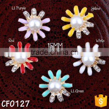 Fashion dazzling metal pearl rhinestone flower shape button for girls