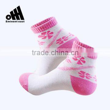 colorful fashion jacquard women socks in stock crew socks