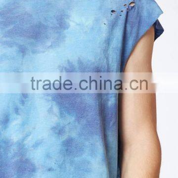 Retro-influenced Tank Top Combined With Street Style and Destroyed Detailing photo-4