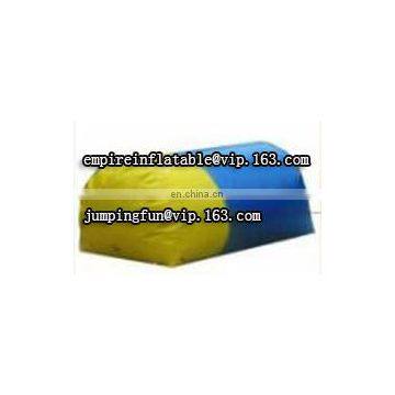 The most popular inflatable paintball bunker with 0.9mm thickness PVC tarpaulin, archery tag inflatable bunker ID-PB011