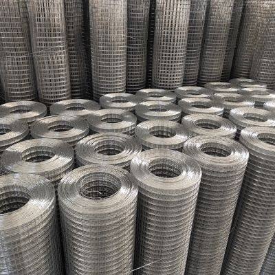 Factory Price 8 Gauge 2x2 Inch Galvanized Welded Wire Mesh Roll photo-3