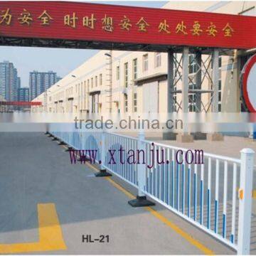 HL-21 Alibaba China Galvanized steel road safety barrier