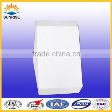 Manufacturer of Corundum Mullite Refractory Brick