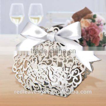 Luxury Paper Crafts Indian Red Wedding Favor Box In China