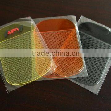 eco-friendly pu gel glass anti slip pad for car