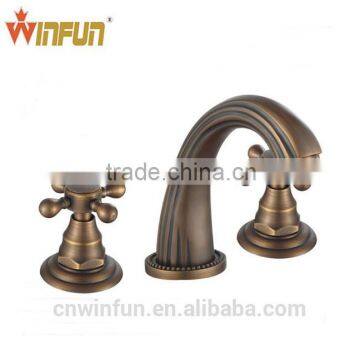 New Antique Bronze Bathroom Sink Basin Faucet Mixer tap/3-hole basin mixer tap